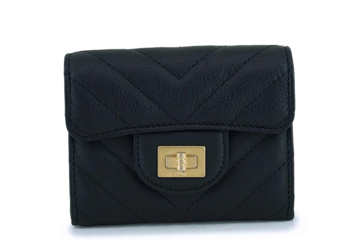 NIB 19P Chanel Black Reissue Chevron XL Card Case GHW
