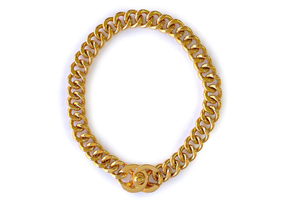 Chanel Vintage 95A Turnlock CC Choker Necklace Chunky Chain