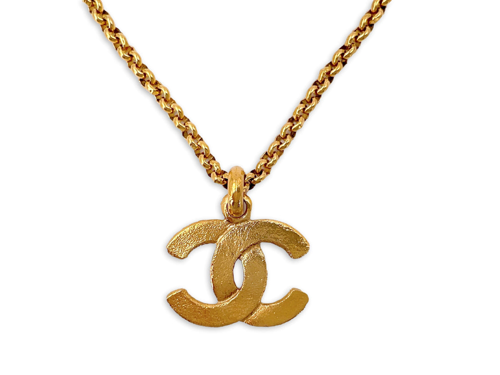 Chanel Collection 29 1992 Hammered/Brushed Gold CC Necklace