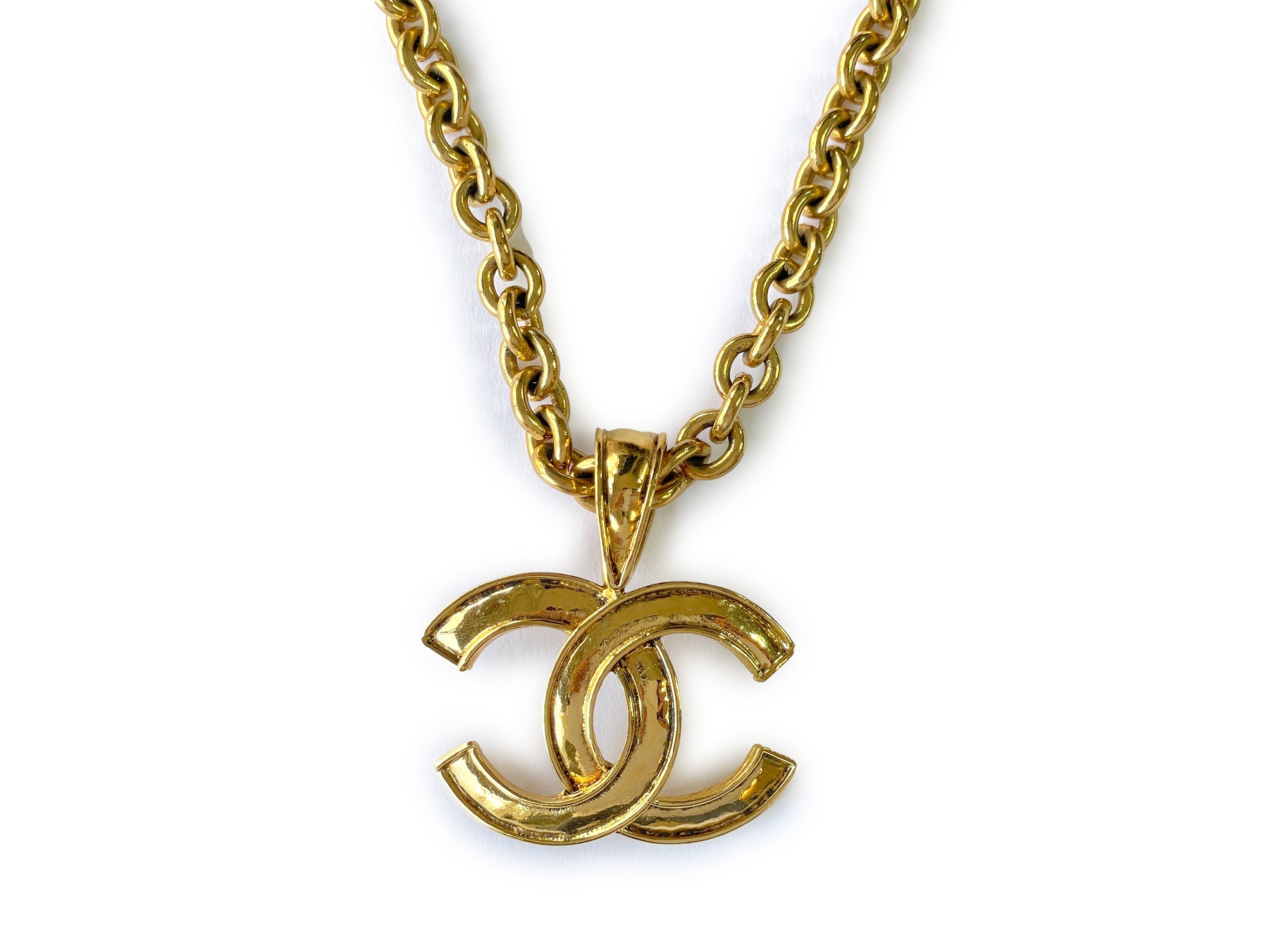 Chanel 94P Vintage Logo Chain Necklace JDX