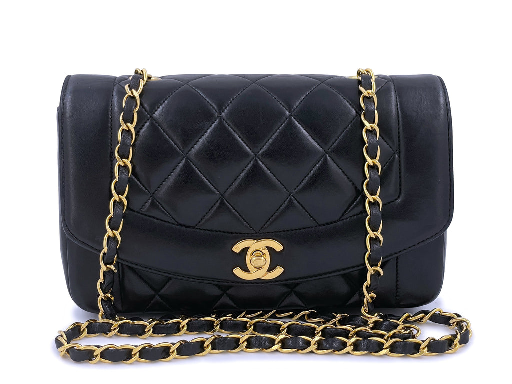 Chanel 1997 Vintage Small Diana Flap Bag 24k GHW Lambskin