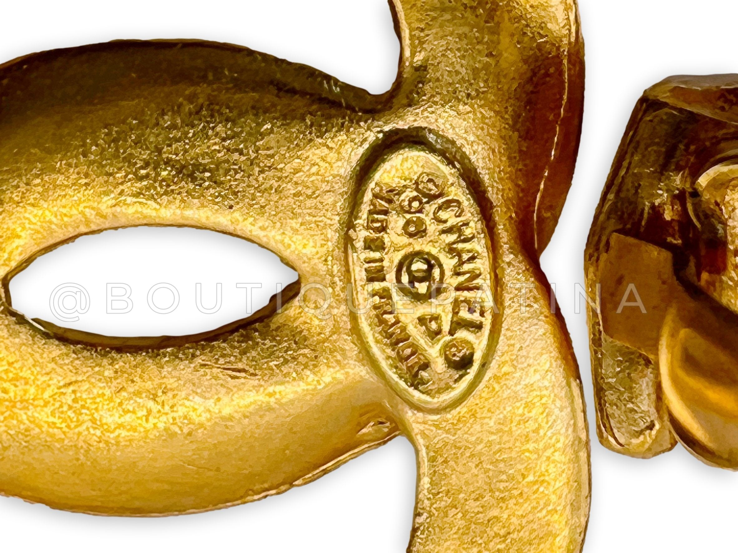 Chanel Vintage 96P Door Knocker Style CC Circle Logo Dangle Earrings