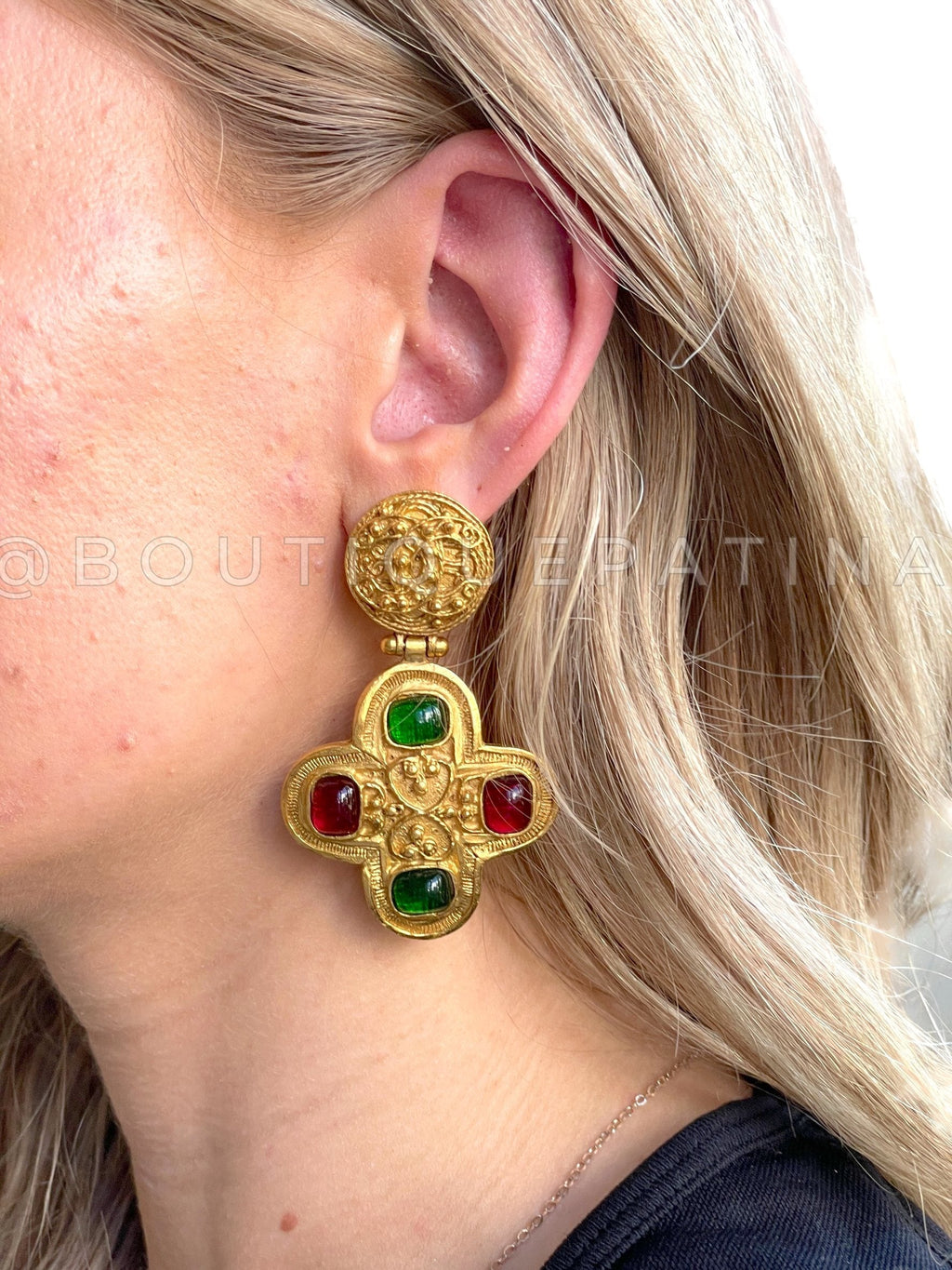 Chanel Vintage 94A Gripoix Clover Drop Earrings