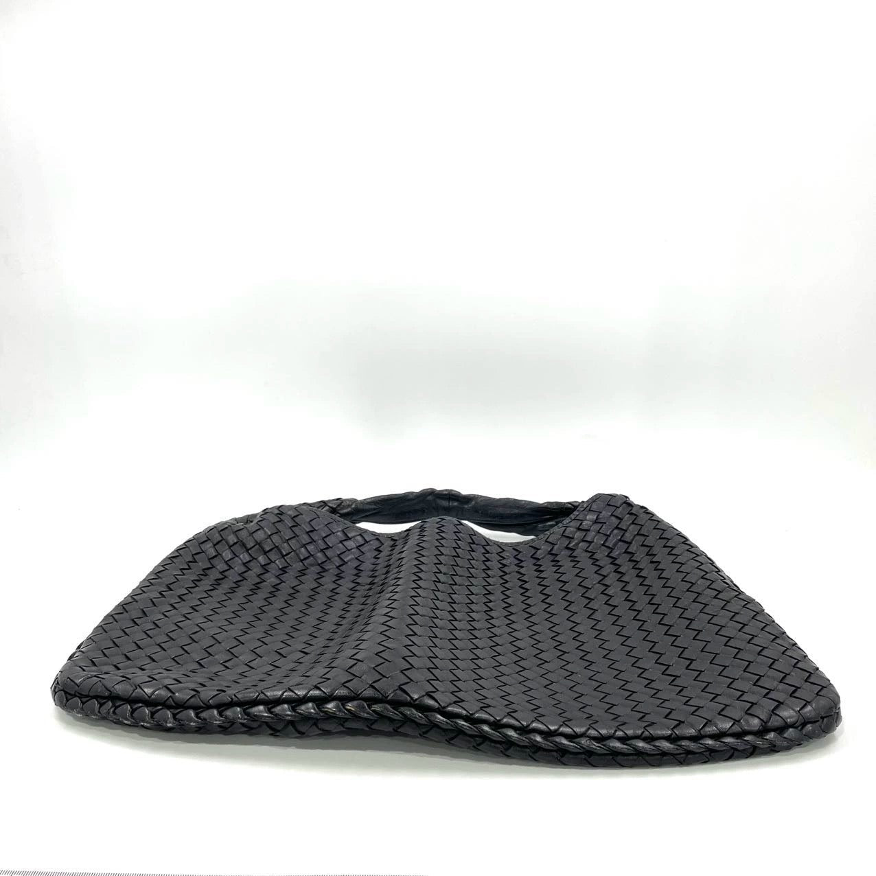 Bottega Veneta Intrecciato Hobo Bag Medium Black Lambskin leather 45cm