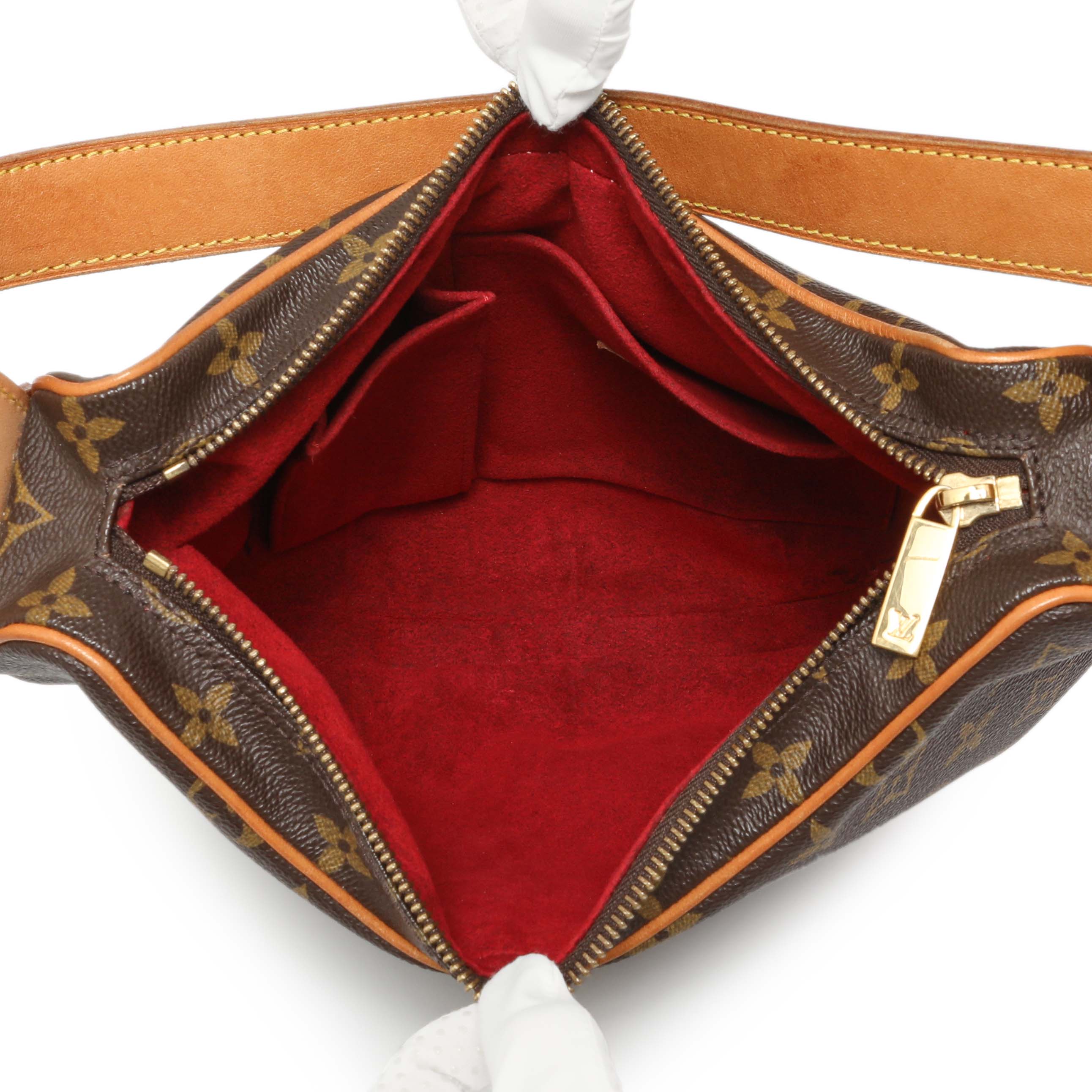 Louis Vuitton Monogram Croissant MM