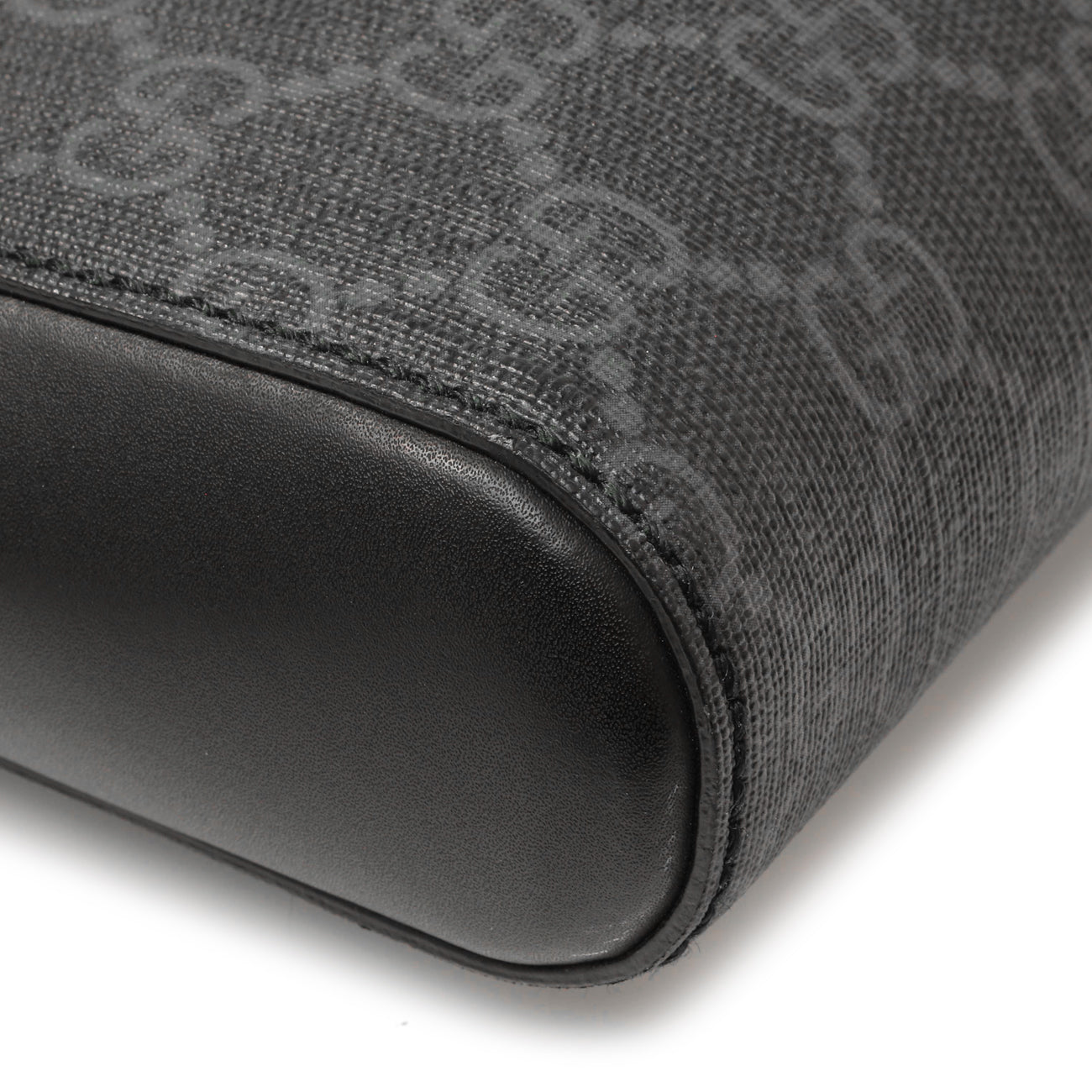 Gucci GG Supreme Monogram Web Flat Messenger Bag