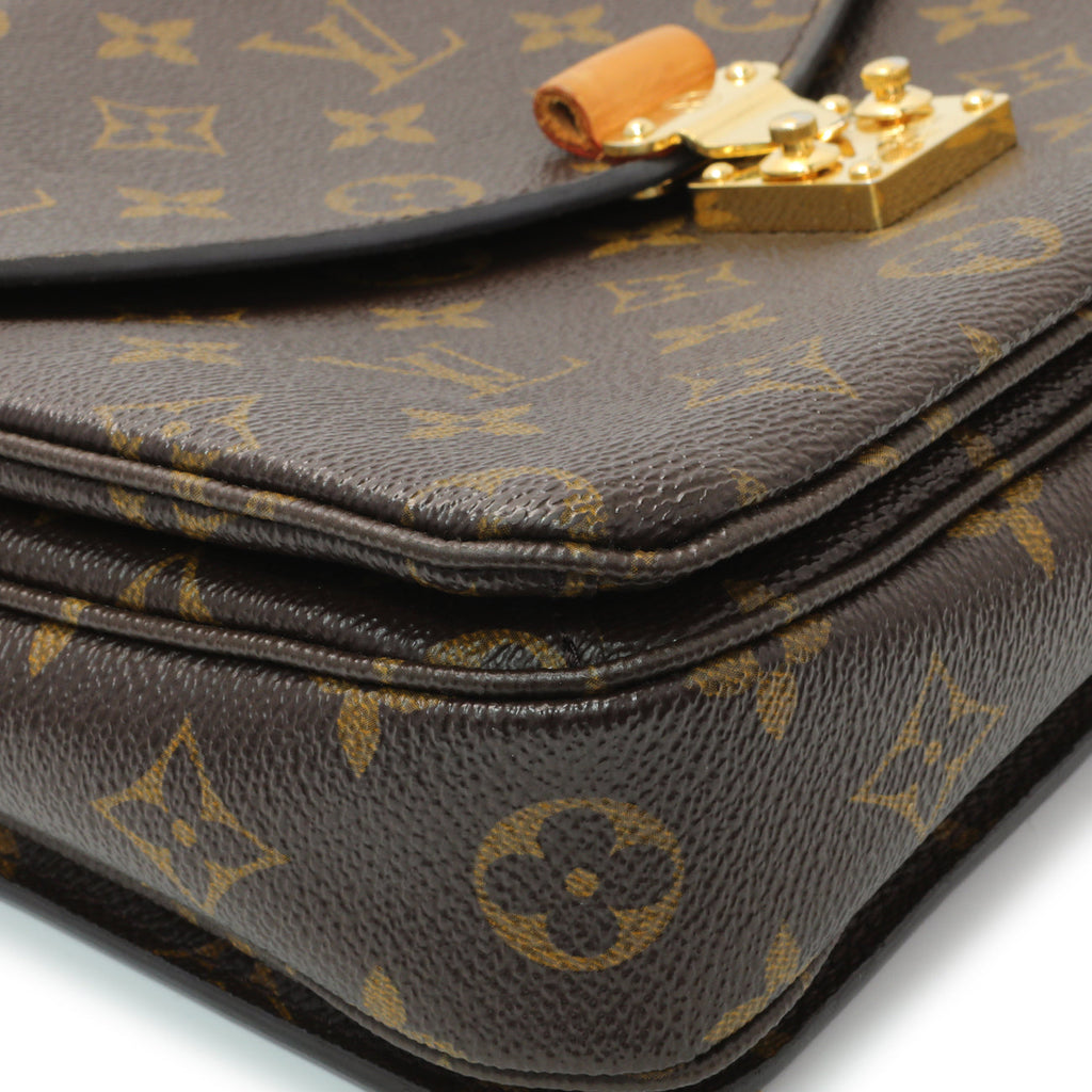 Louis Vuitton Monogram Pochette Metis