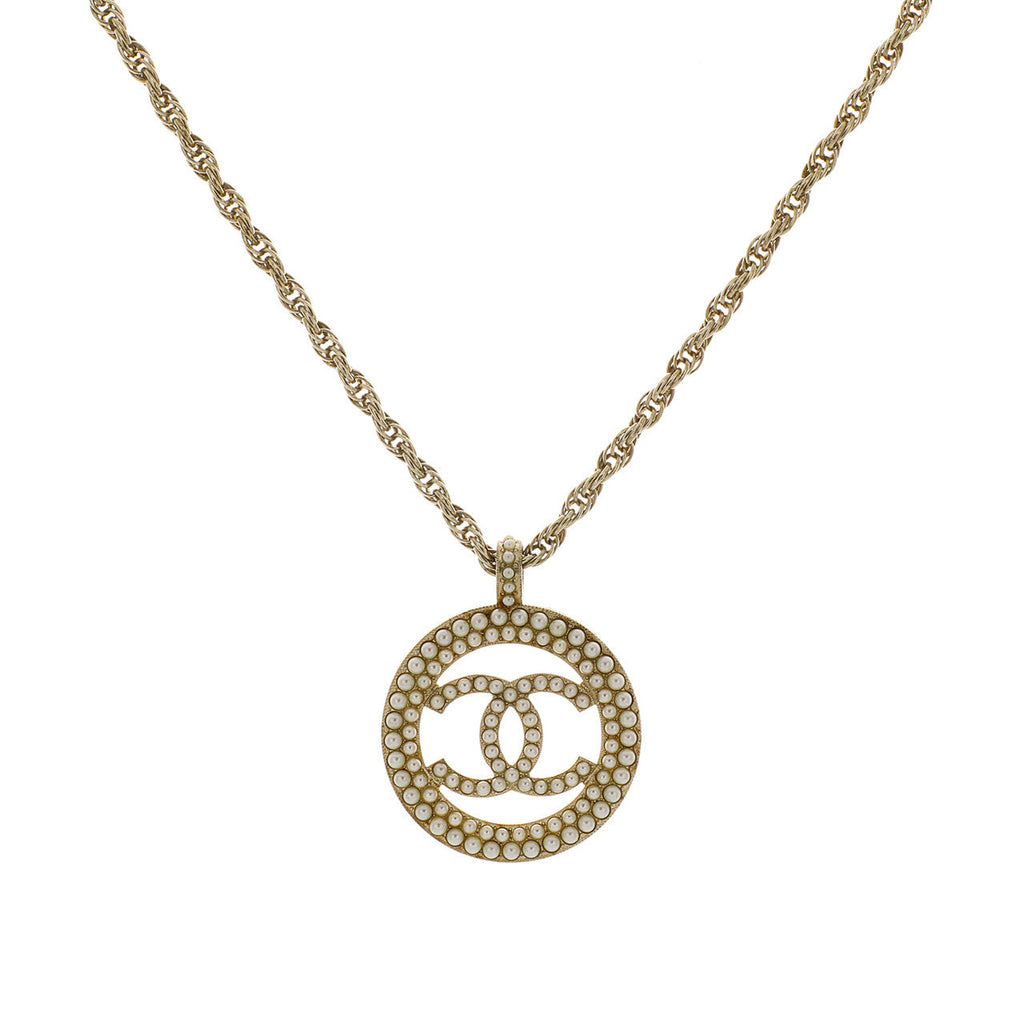 Chanel Pearl CC Pendant    Necklace
