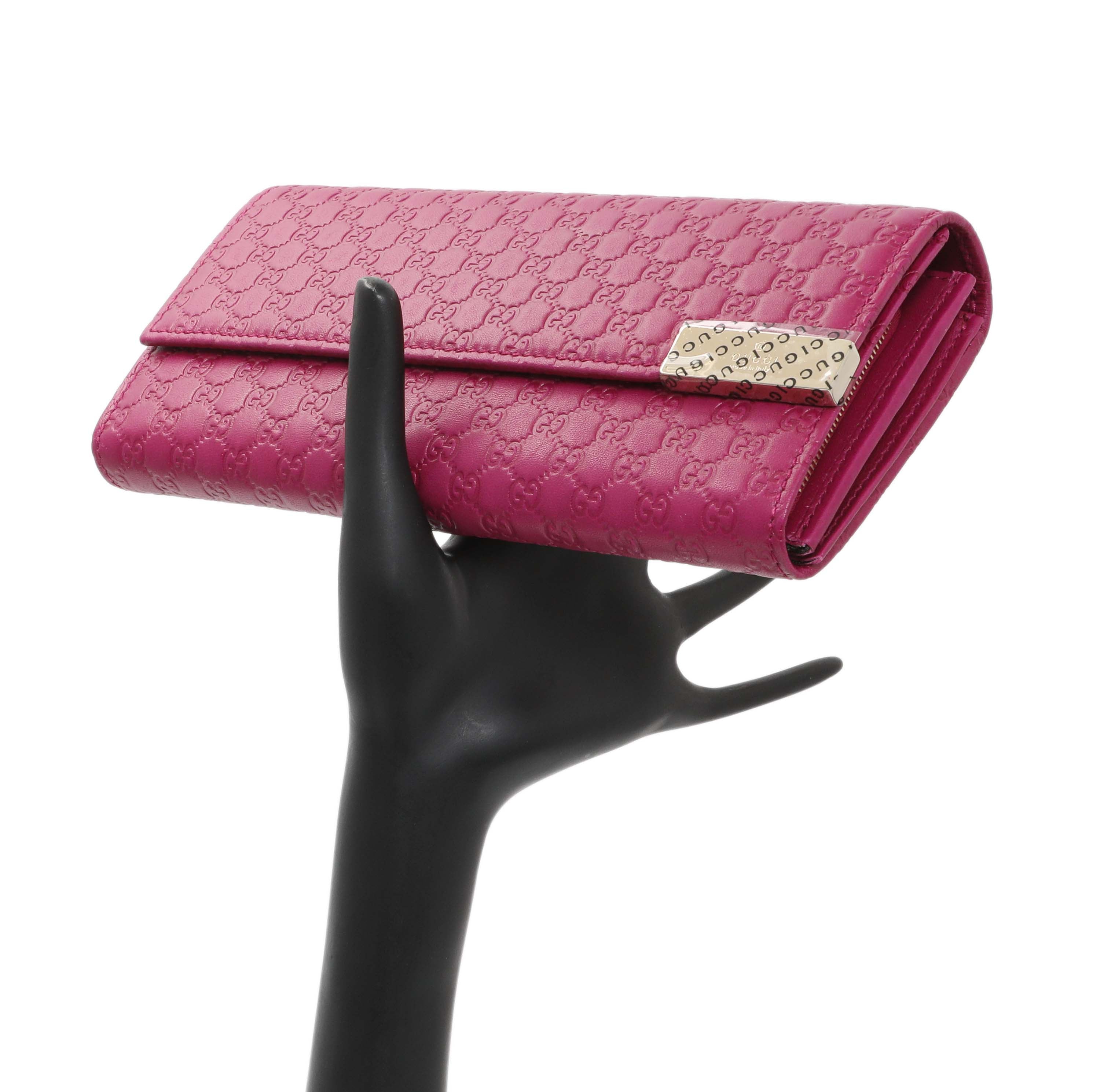 Gucci Bouganville Microguccissima Chain Wallet