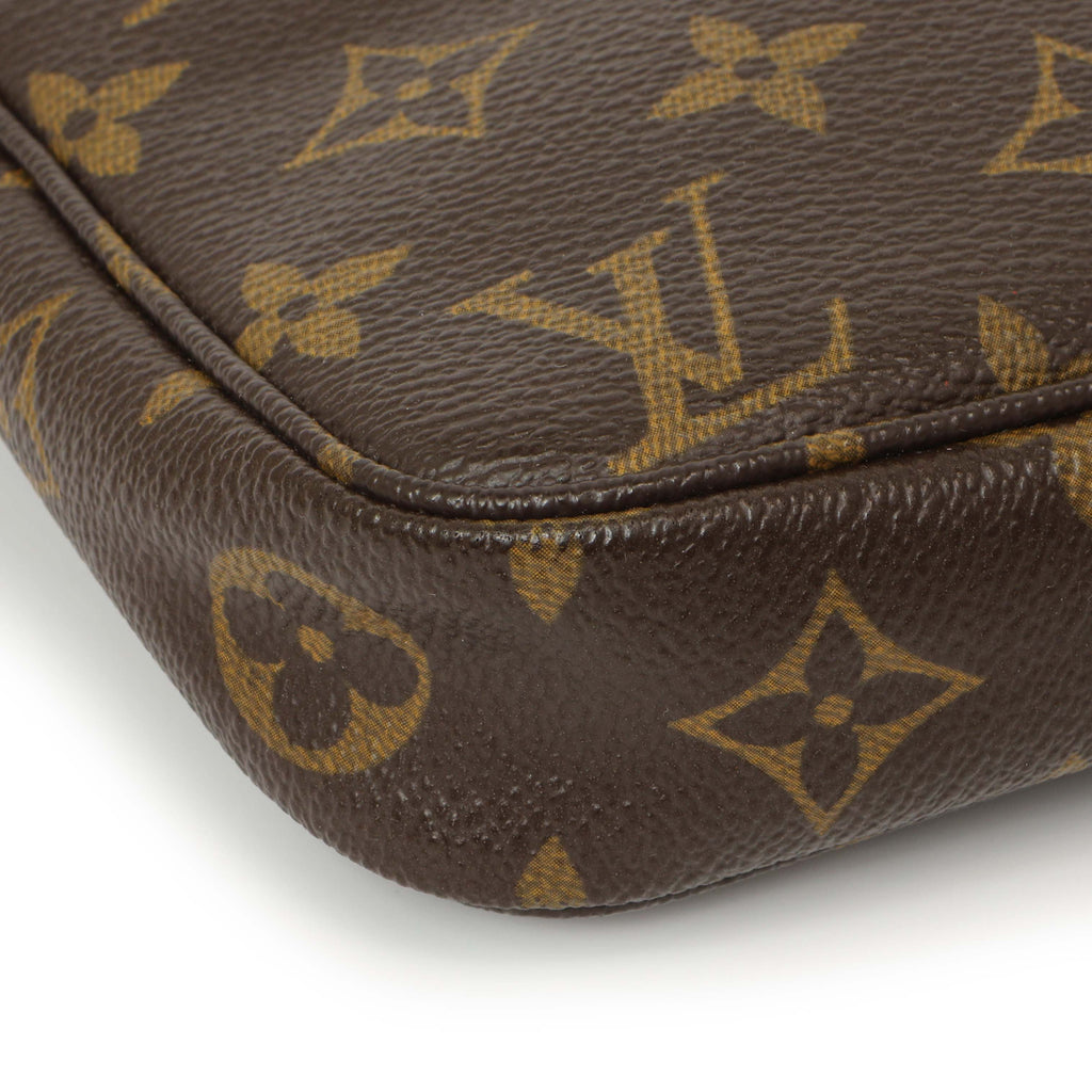Louis Vuitton Monogram Pochette Accessoires