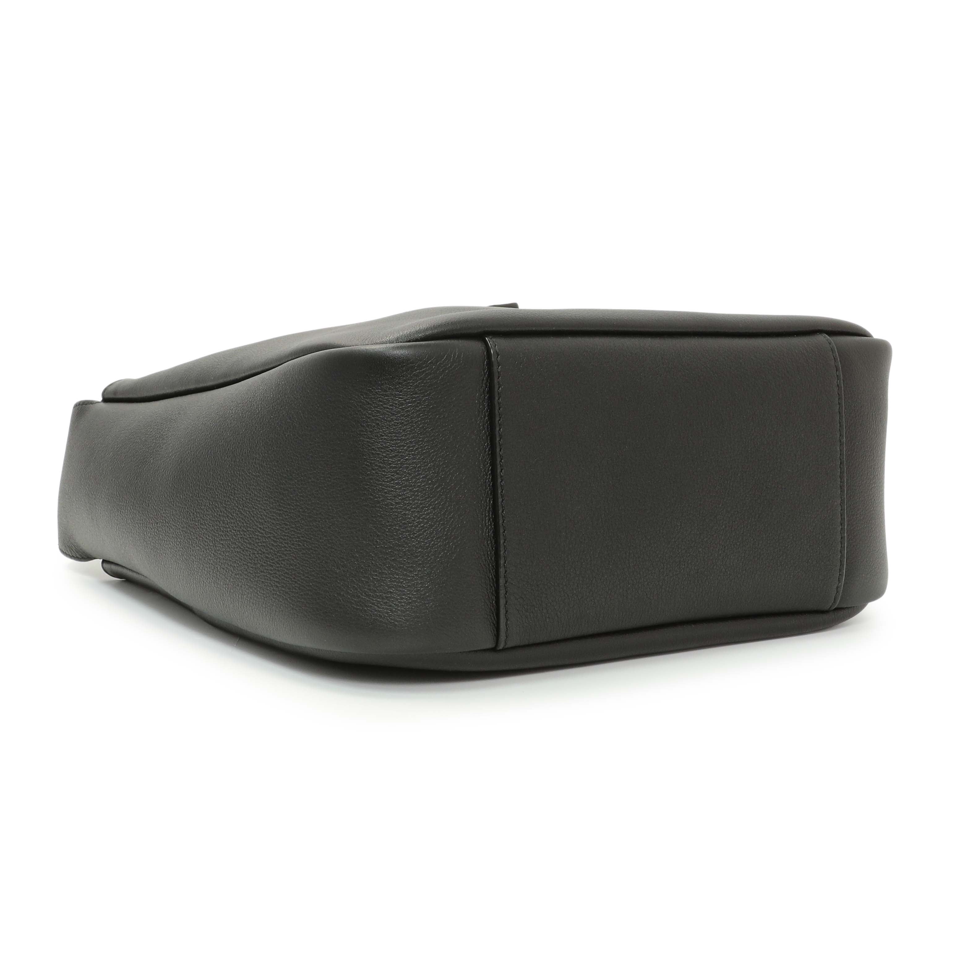 Saint Laurent Black Smooth Calfskin Small Le 5 A 7 Soft Hobo