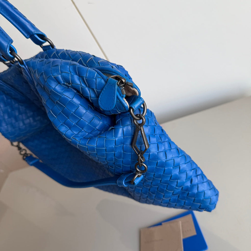 Bottega Veneta Small Convertible Tote Bag Blue Leather 40cm