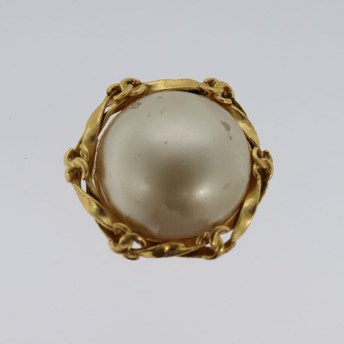 CHANEL Earring metal Gold CC 114148