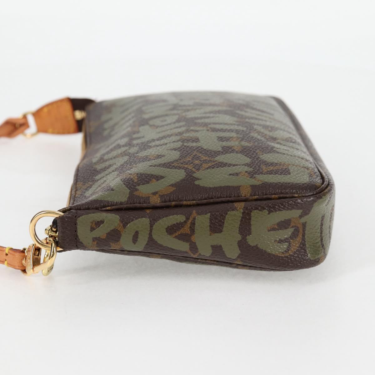 LOUIS VUITTON Graffiti Pochette Accessoires Pouch Khaki M92191 124654V
