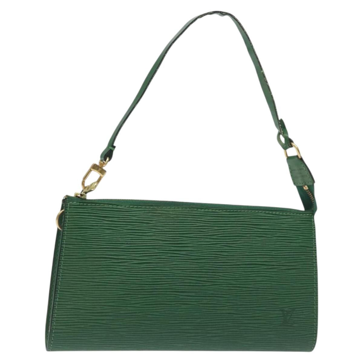 LOUIS VUITTON Epi Pochette Accessoires Pouch Green M52984 LV 127700