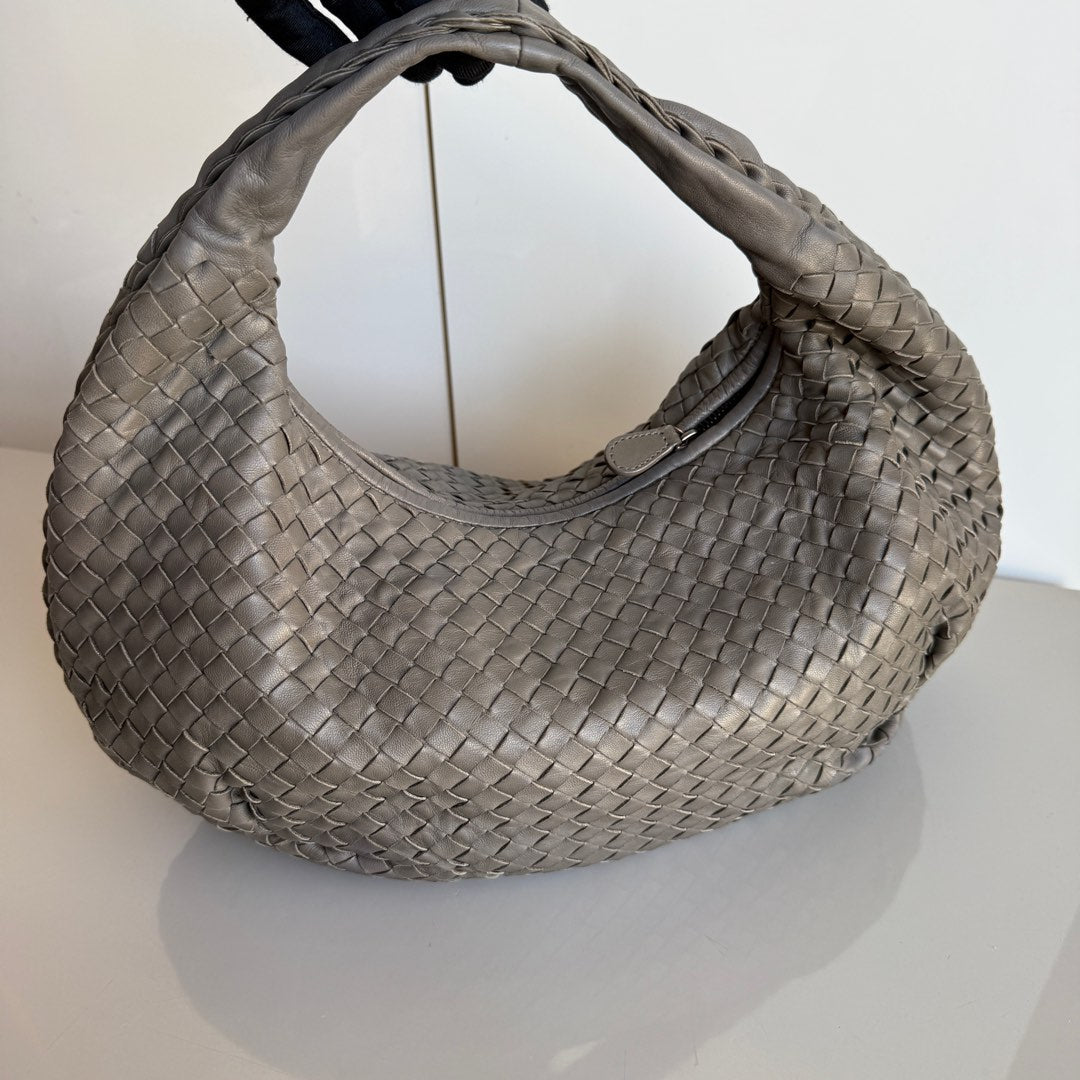 Bottega Veneta Belly Hobo Intrecciato Grey Leather Medium 40cm