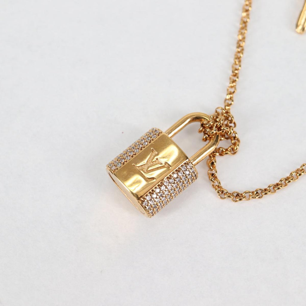 LOUIS VUITTON LV Padlock Necklace metal Gold M01593 LV 138948