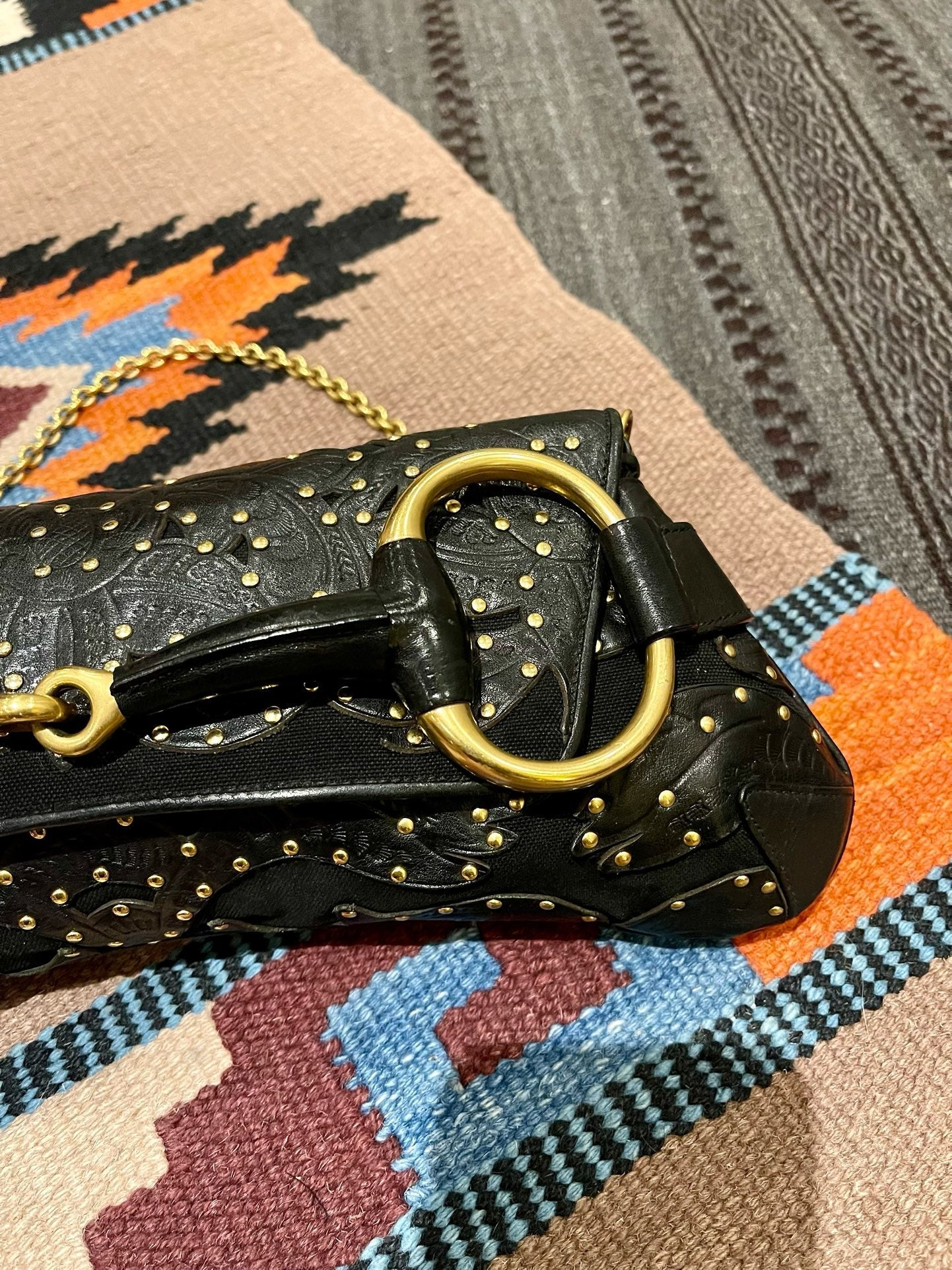 Gucci Horsebit 1955 Chain Shoulder bag Large Black Embossed Leather and Gold Studs