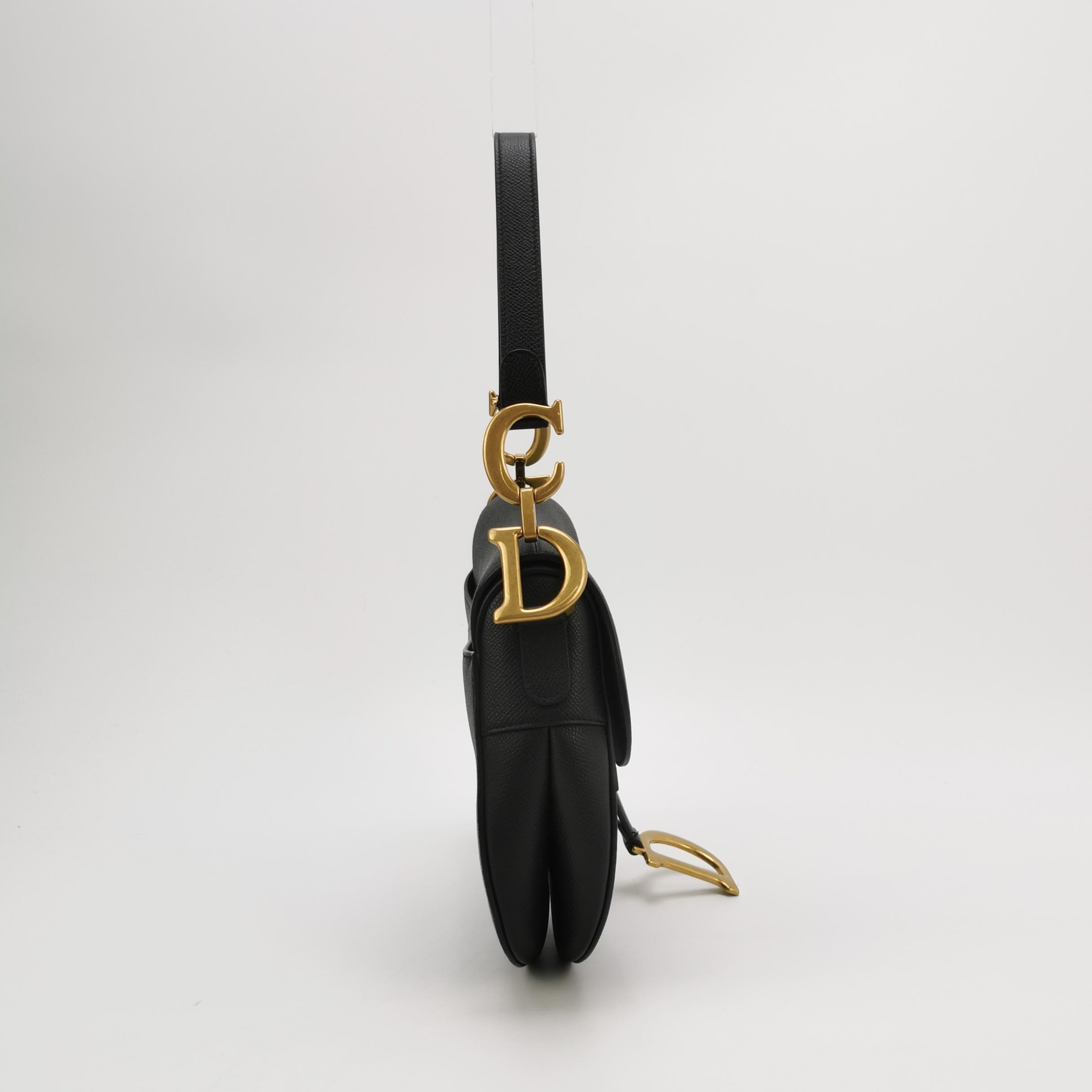 Dior Saddle 2020 Medium Grained Calfskin Leather Bag Black