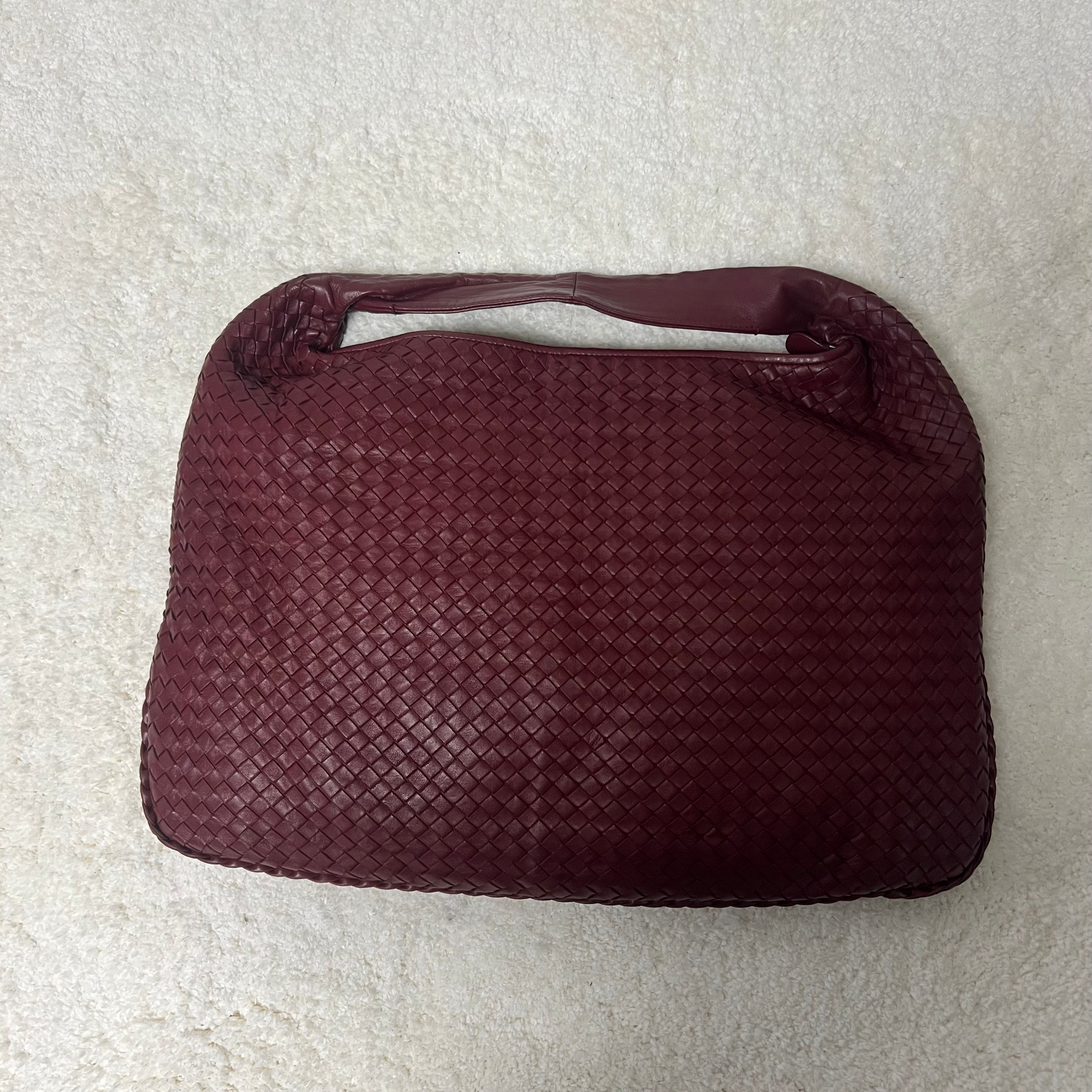 Bottega Veneta Veneta Hobo Burgundy Leather Bag Maxi 50cm