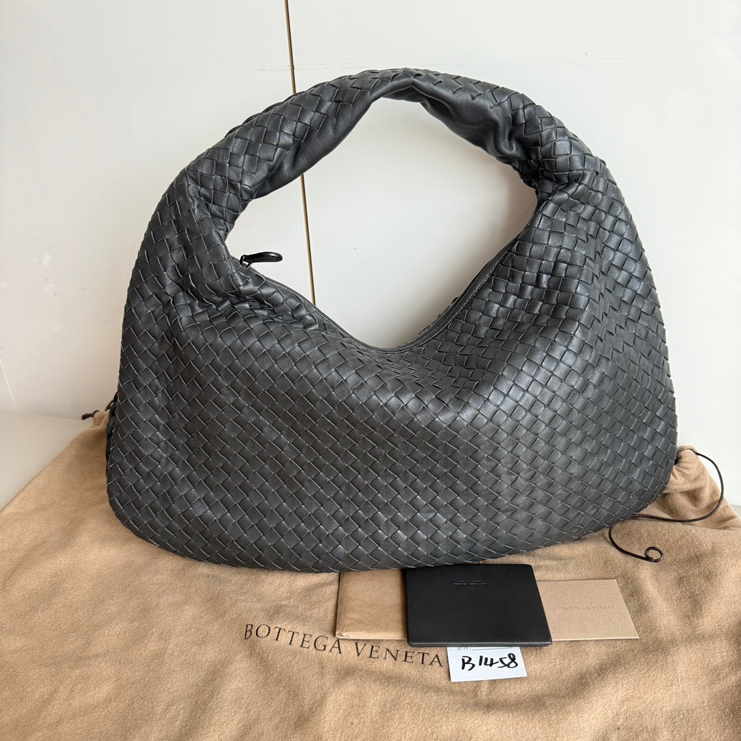 Bottega Veneta Hobo Bag Lambskin leather Dark Grey Large 47cm
