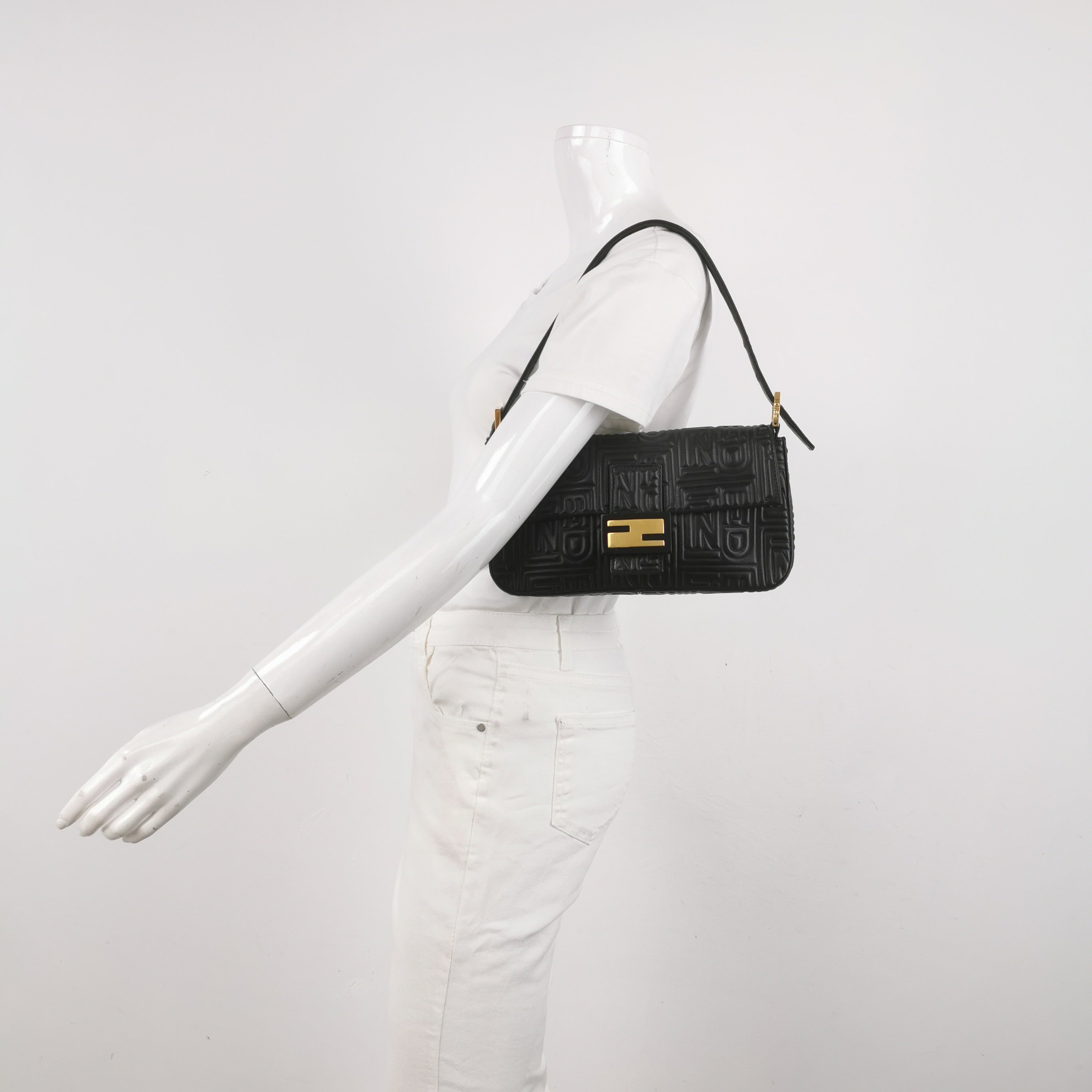 Fendi Baguette 1997 Re-edition 3D Embossed Black Leather Shoulder bag
