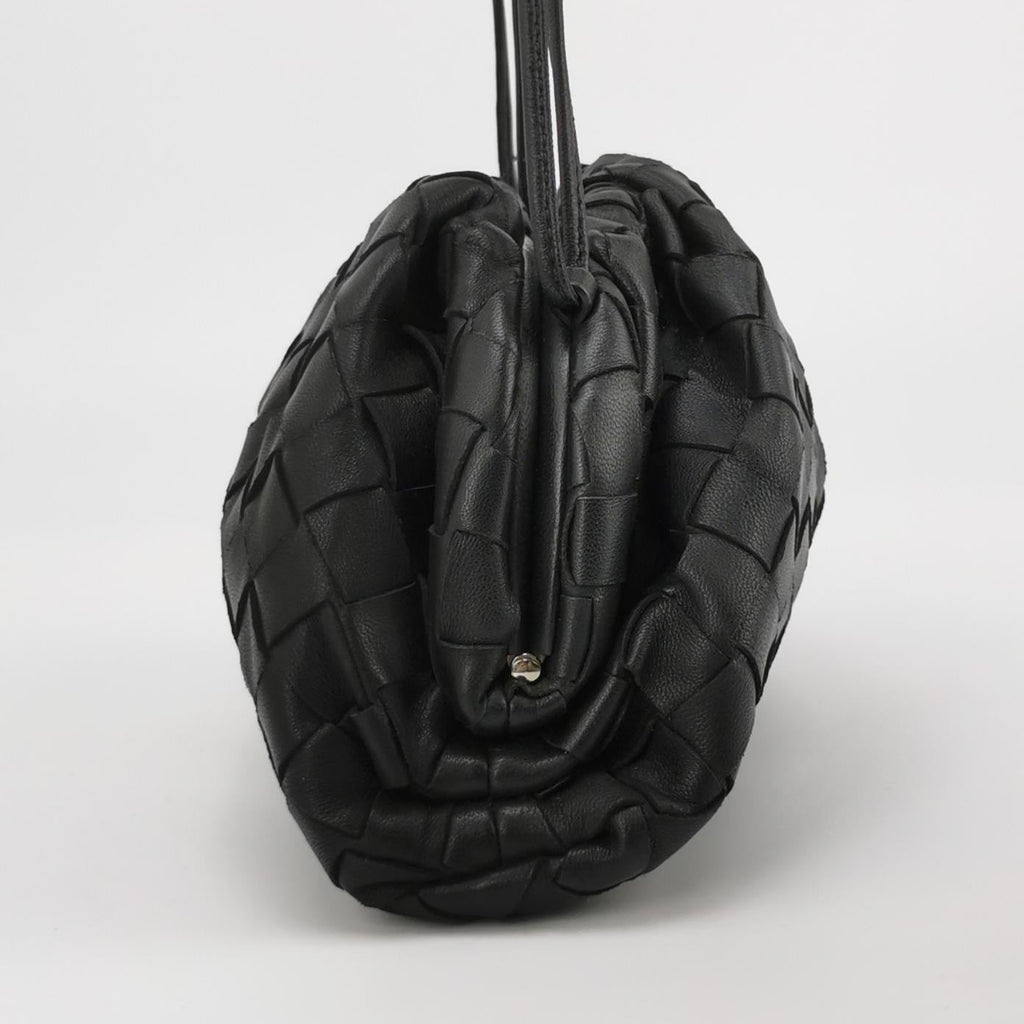 Bottega Veneta Pouch Mini Intrecciato Black Lambskin Leather Crossbody Bag