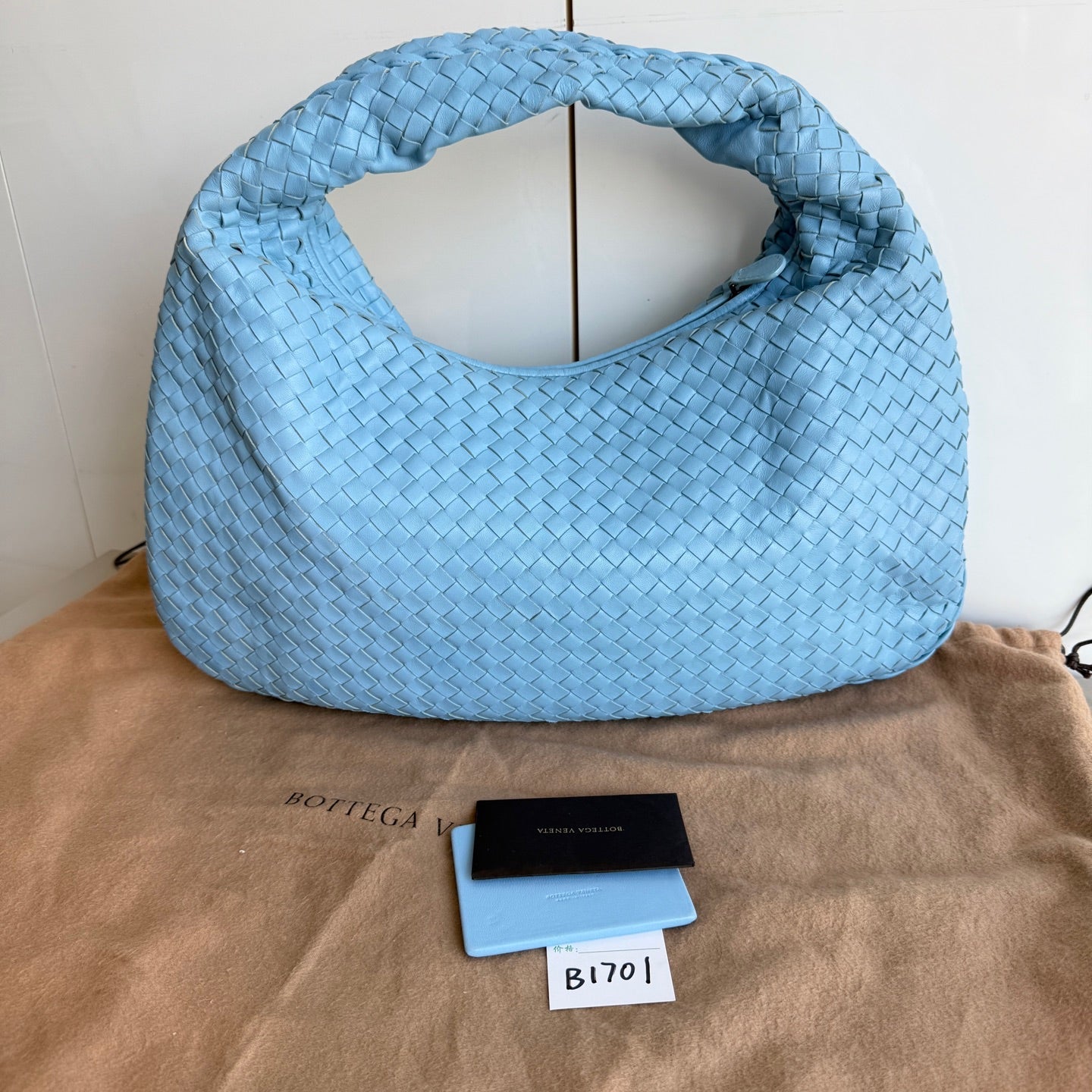 Bottega Veneta Veneta Hobo Medium Large Baby Blue Intrecciato Leather Bag 47cm
