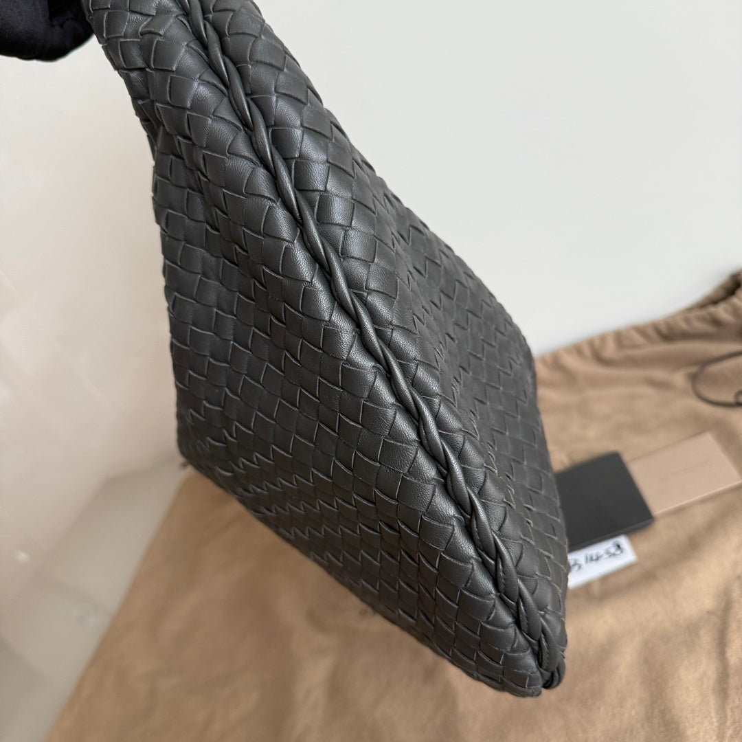 Bottega Veneta Hobo Bag Lambskin leather Dark Grey Large 47cm