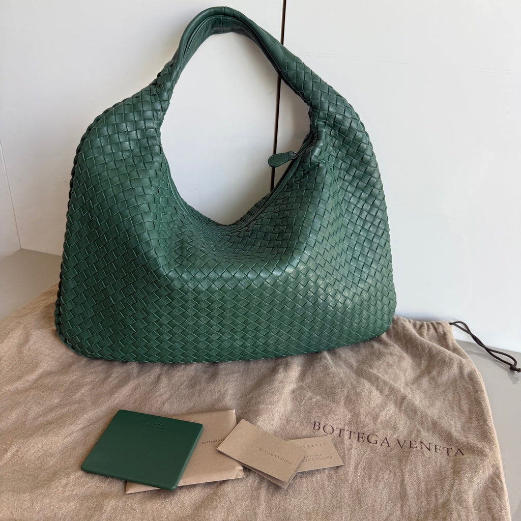 Bottega Veneta Veneta Hobo Medium Dark Green 45cm Lambskin Leather