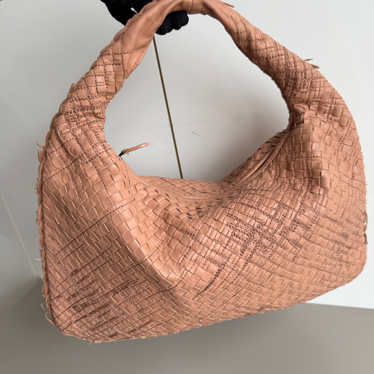 Bottega Veneta Veneta Hobo Beige Almond Special Edition Leather 40cm