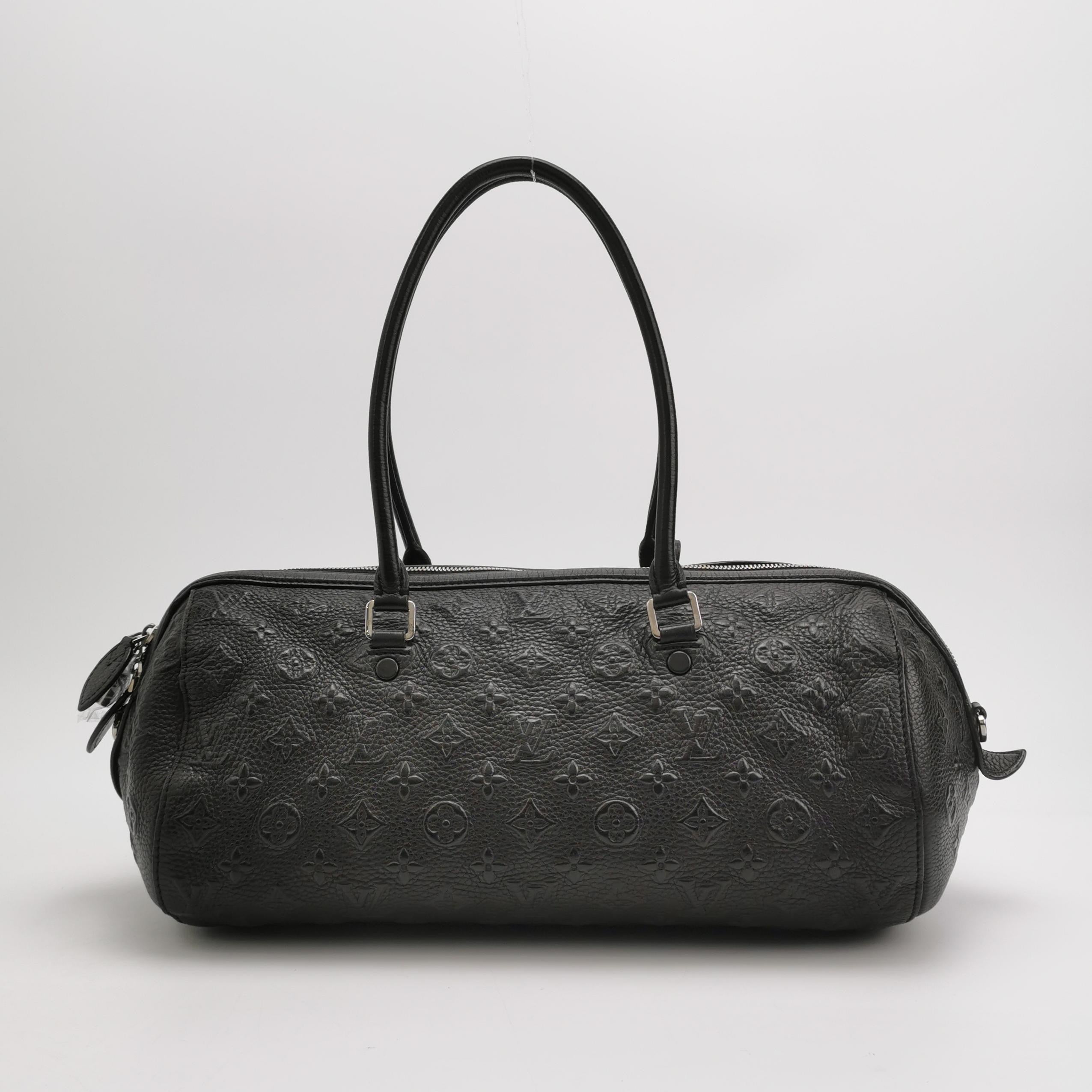 Louis Vuitton Neo Papillon Revelation GM Black Leather Shoulder Bag
