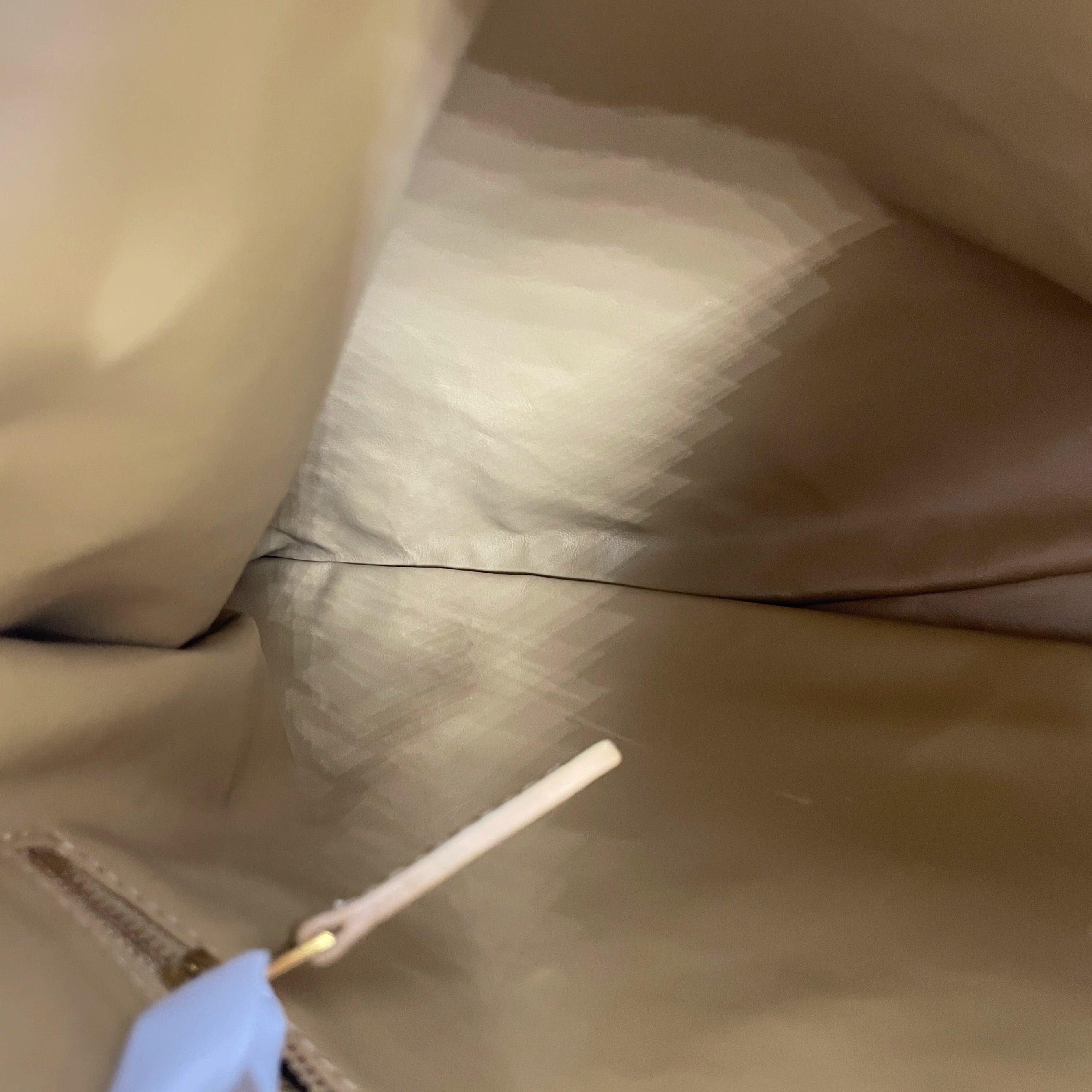 Bottega Veneta Hop Hobo Medium Leather Beige 46cm