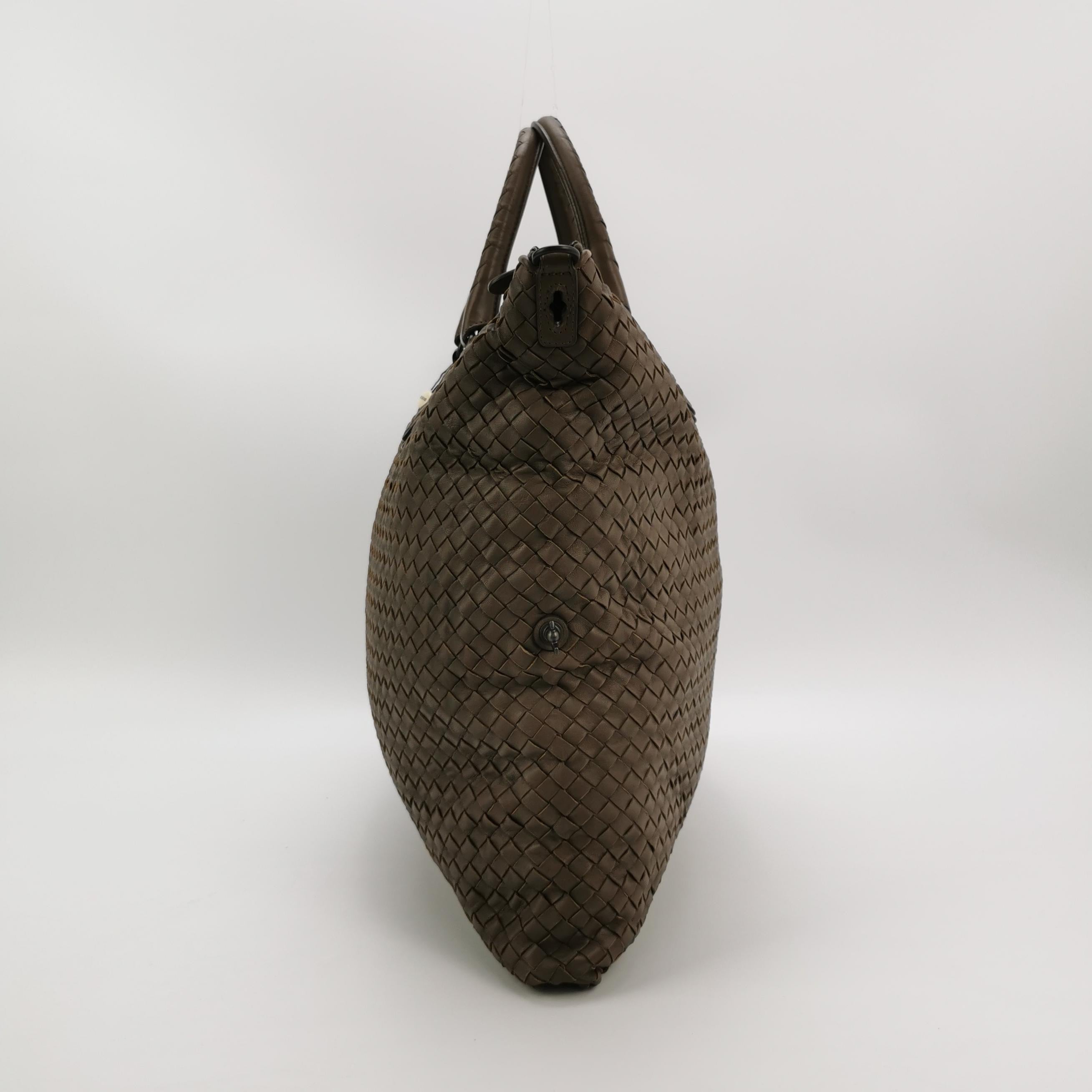 Bottega Veneta Maxi Convertible Tote Dark Chocolate Brown Leather 50cm