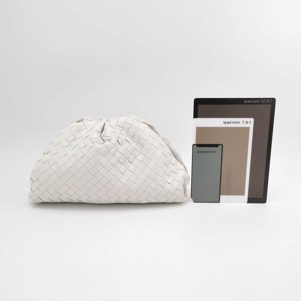 Bottega Veneta Pouch Large Intrecciato White Lambskin Leather Clutch