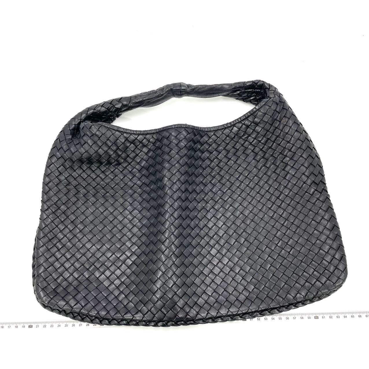 Bottega Veneta Intrecciato Hobo Bag Medium Black Lambskin leather 45cm