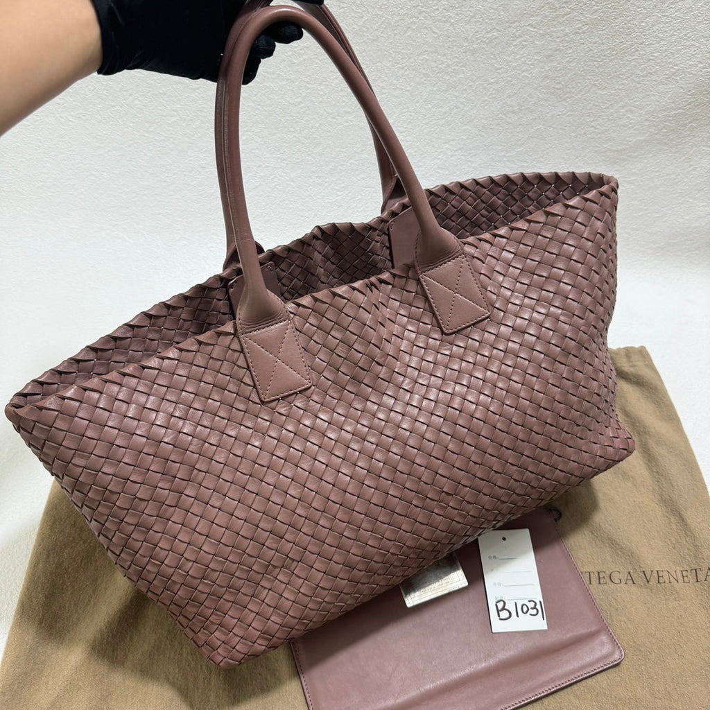 Bottega Veneta Cabat Large Intreccio Leather Tote Bag Pink 42cm