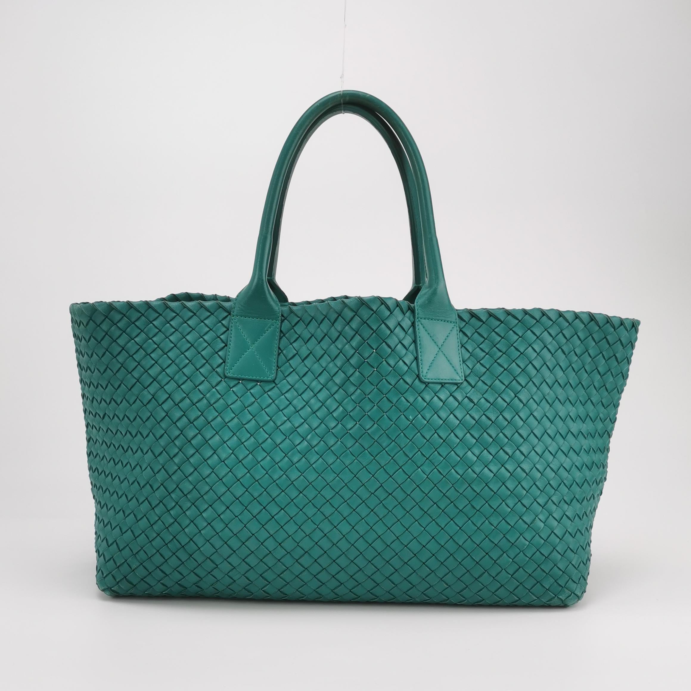 Bottega Veneta Cabat Large Intreccio Leather Tote Bag Green with Pouch 40cm
