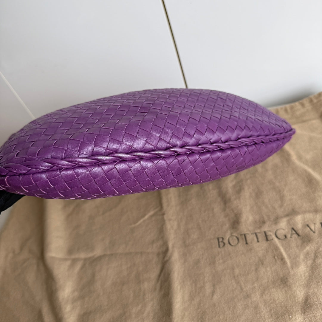 Bottega Veneta Veneta Hobo Medium Purple Intrecciato Leather Bag 41cm