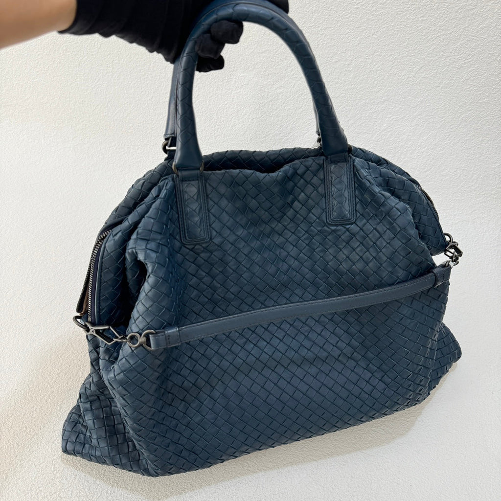 Bottega Veneta Maxi Convertible Tote Bag Navy Leather 50cm
