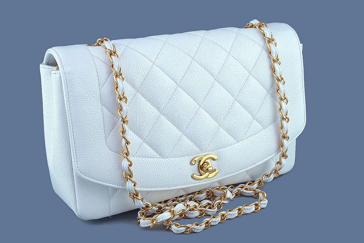 Chanel White Caviar Vintage Quilted Classic "Diana" Flap Bag