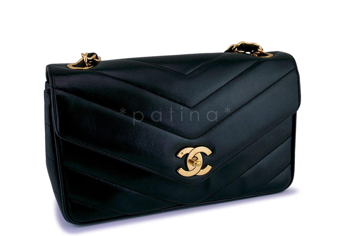 Chanel Vintage Lambskin Chevron Quilted Crossbody Flap Bag