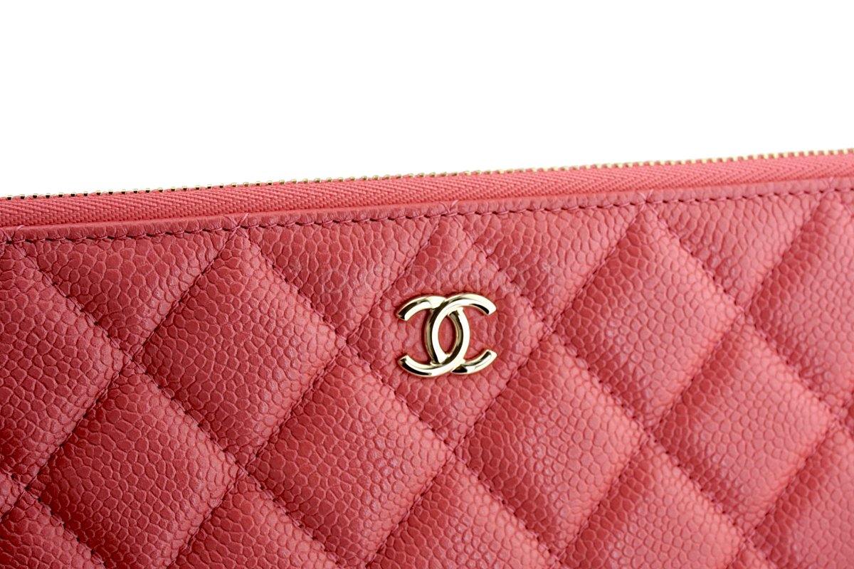 New Chanel 18S Pearly Pink Caviar Large Classic O Case Clutch Bag