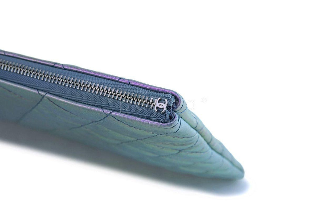 NIB 19S Chanel Blue-Violet Iridescent Large O Case CC Clutch Bag SHW