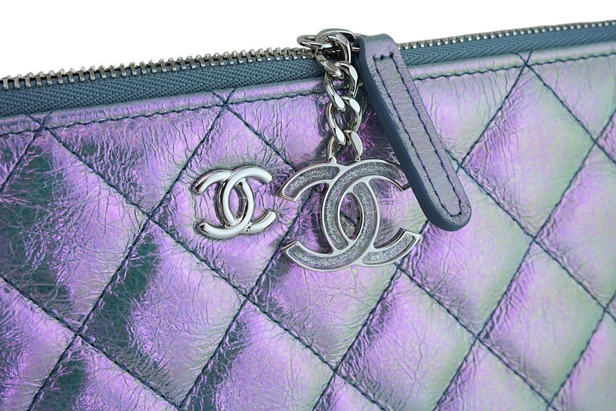 NIB 19S Chanel Blue-Violet Iridescent Large O Case CC Clutch Bag SHW