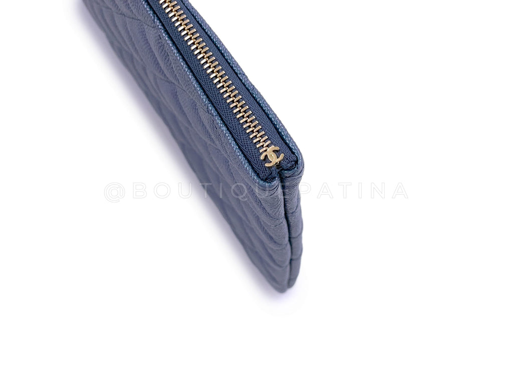 NIB 19S Chanel Iridescent Blue Pearly CC Caviar Medium O Case Clutch Bag