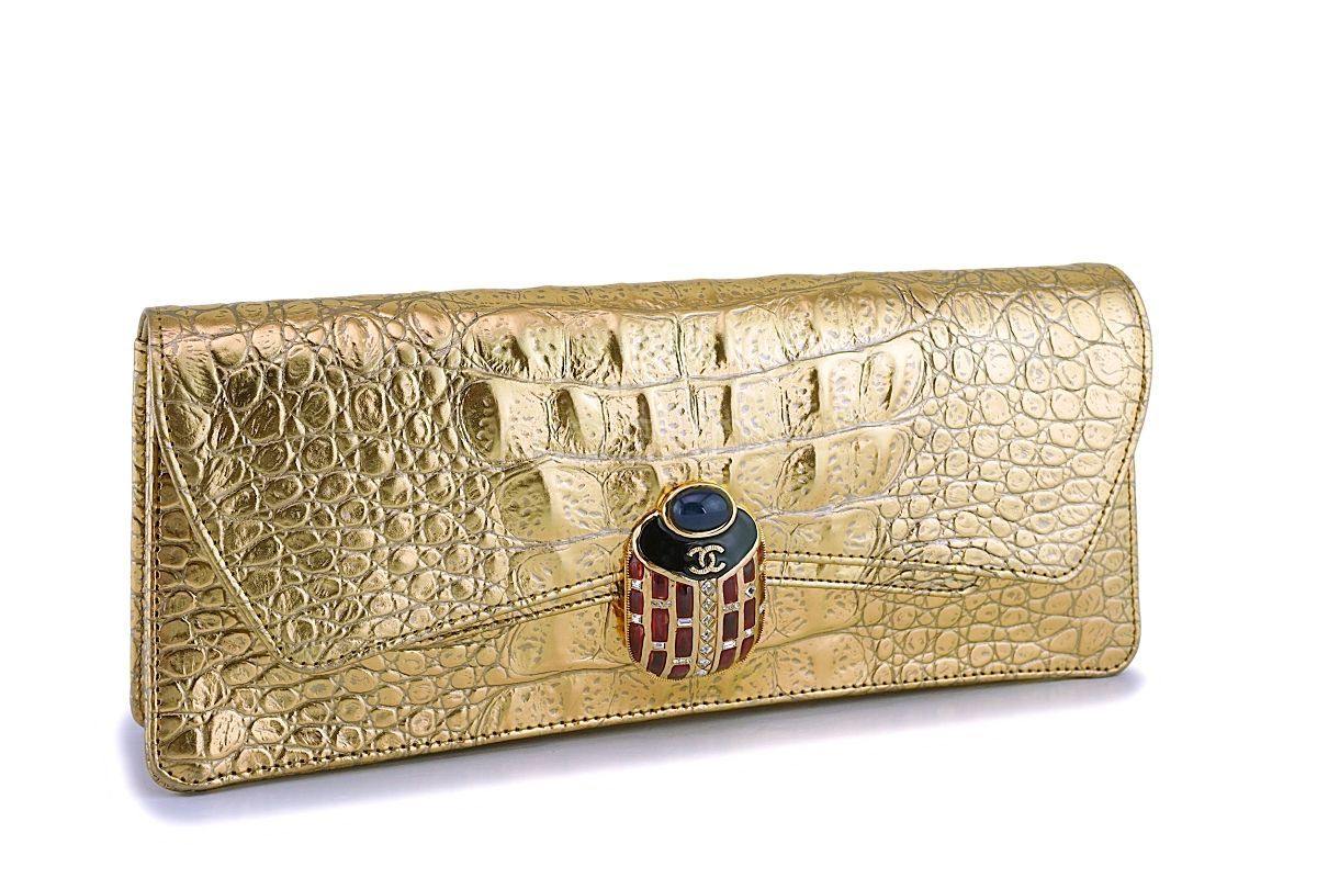 NIB 19A Chanel Gold Crocodile Embossed Limited Evening Clutch Bag