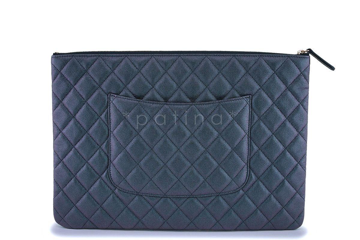 NIB 19S Chanel Iridescent Black Pearly CC Caviar Large O Case Clutch Bag