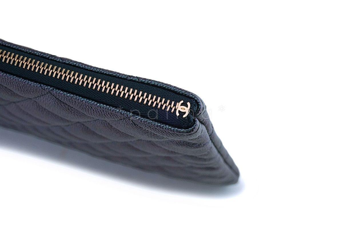 NIB 19S Chanel Iridescent Black Pearly CC Caviar Large O Case Clutch Bag