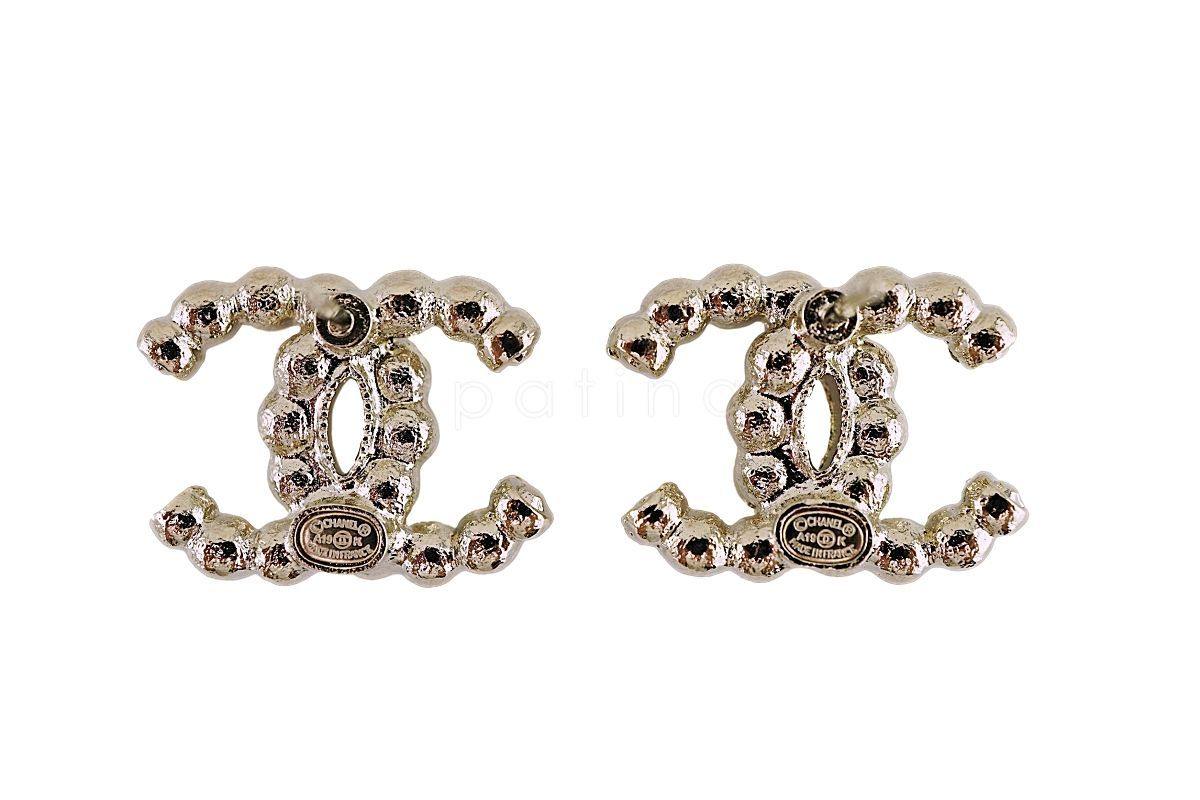 NIB Chanel 19K Pearl Crystal Gold Stud Earrings AB2434
